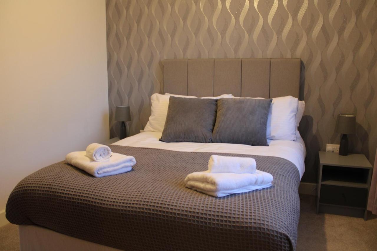 Haven - Spacious Luxury Home Perfect For Families, Couples And Contractors! 5Mins To Xscape And Junction 32! Каслфорд Экстерьер фото